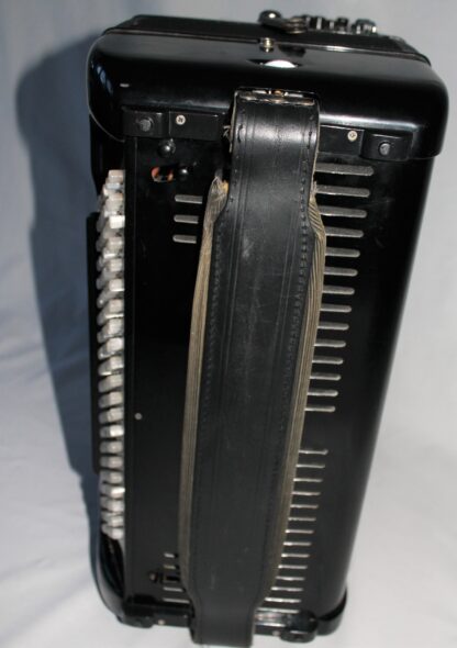 Giulietti T58 special Freebass Converter B system chromatic button accordion - end view